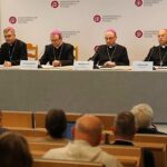 Bispos Poloneses Instituem...