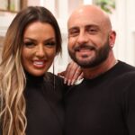 Cantora Cláudia Nayara...