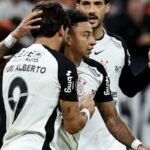 Corinthians Mantém 100%...