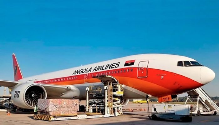1_aviao_da_taag-384556