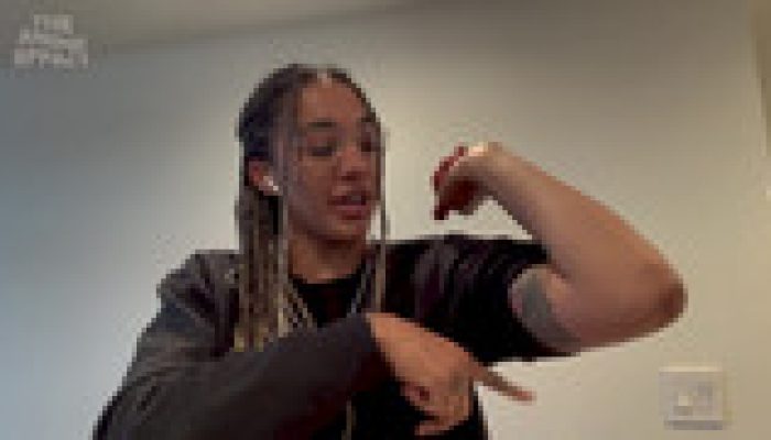 Crunchyroll: Watch Popular Anime, Play Games & Shop Online