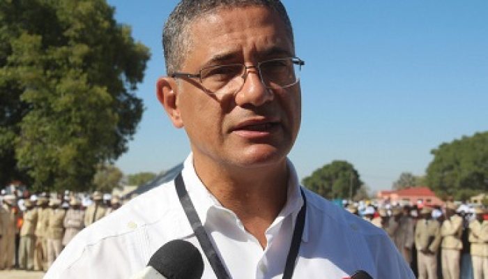 Ministro da Energia é Águas, João Baptista Borges avalia no Namibe, projectos estruturantes de...