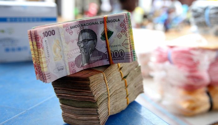 Nao-ha-condicoes-para-um-salario-minimo-nacional-de-100-mil-kwanzas