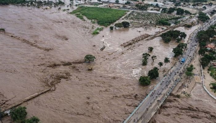 ca757830def235316b0ee8db1ac0114b_L