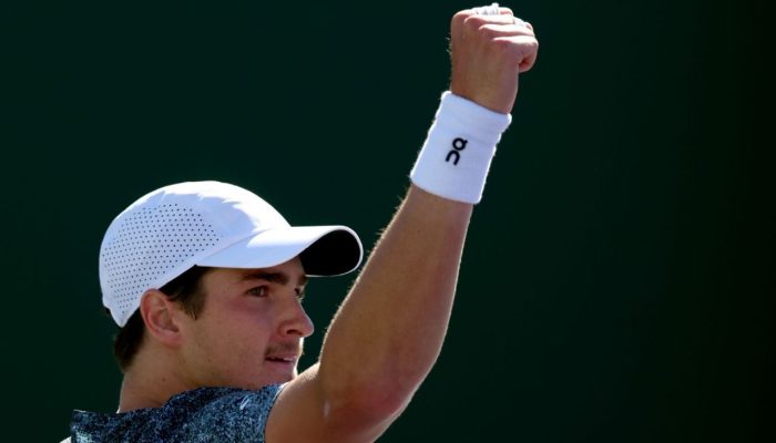 chegar nas oitavas de final, Fonseca já embolsou 105 mil dólares, o equivalente a 550 mil reais...